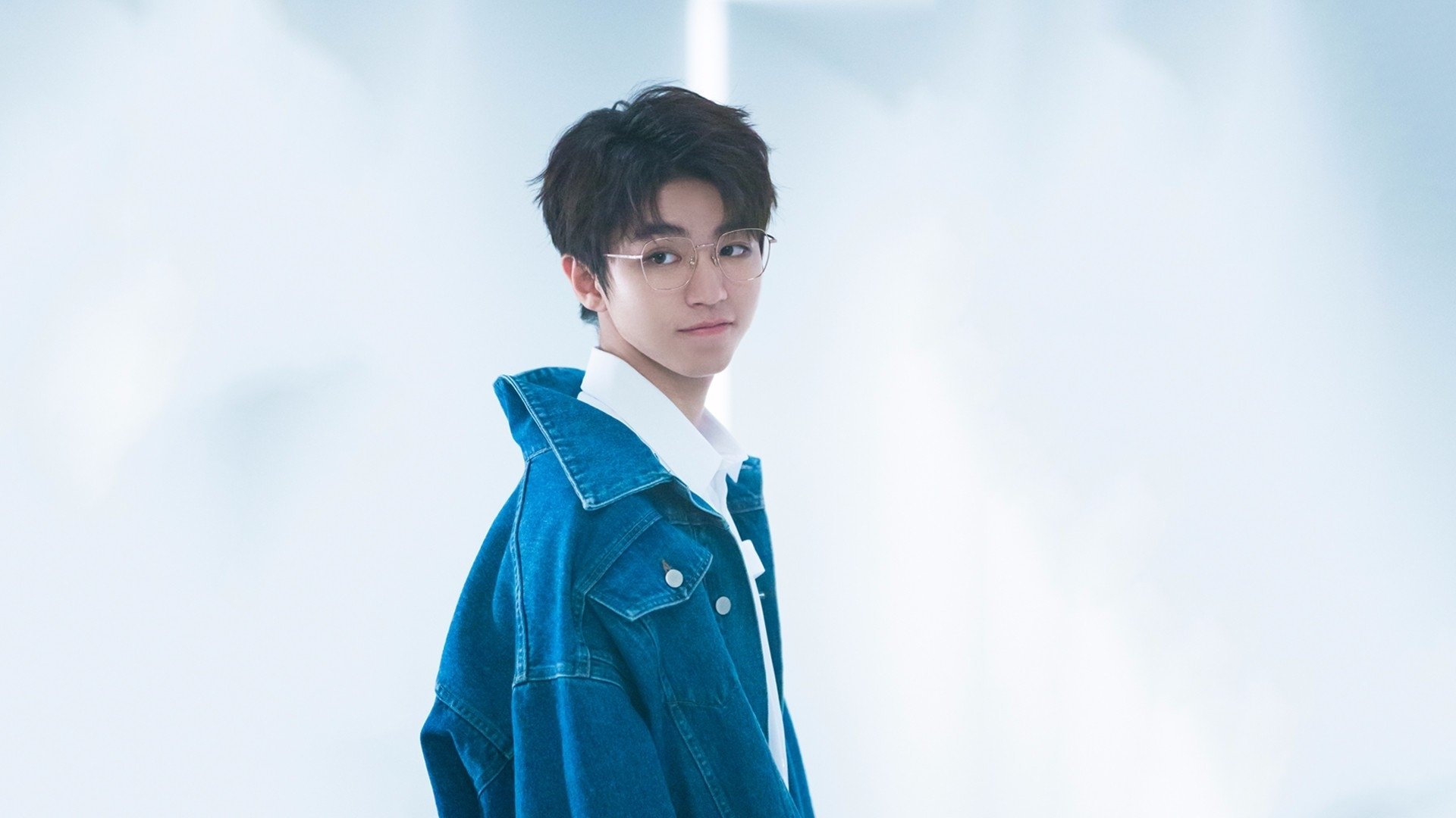 体育新闻中心深化体育内容多语种传播机制,体育新闻的要求